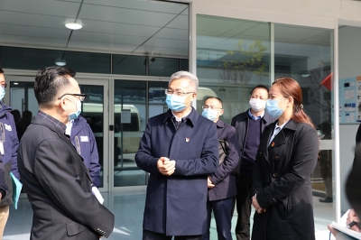 2022年1月4日，嘉興市委書記、市長李軍參觀天通泛半導體產(chǎn)業(yè)園